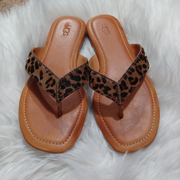 UGG Shoes - UGG Tuolumne Sandals